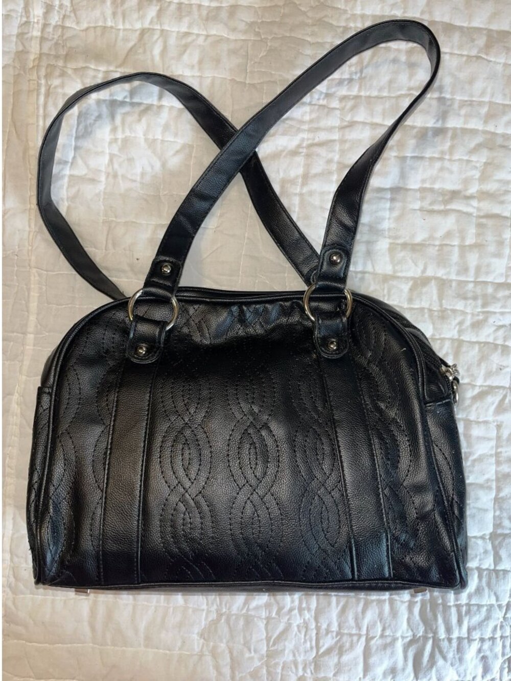 Belle Russo Black Quilted Faux Leather Shoulder Bag With Patterned Lining